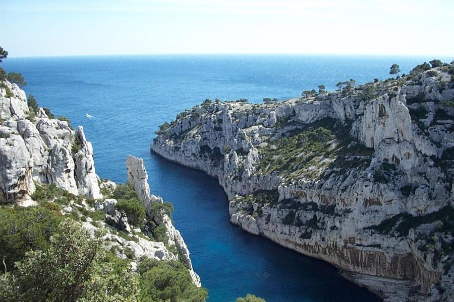 Les Jardins De Cassis - Parking Gratuit & Piscine Chauffee Hotel Exterior photo