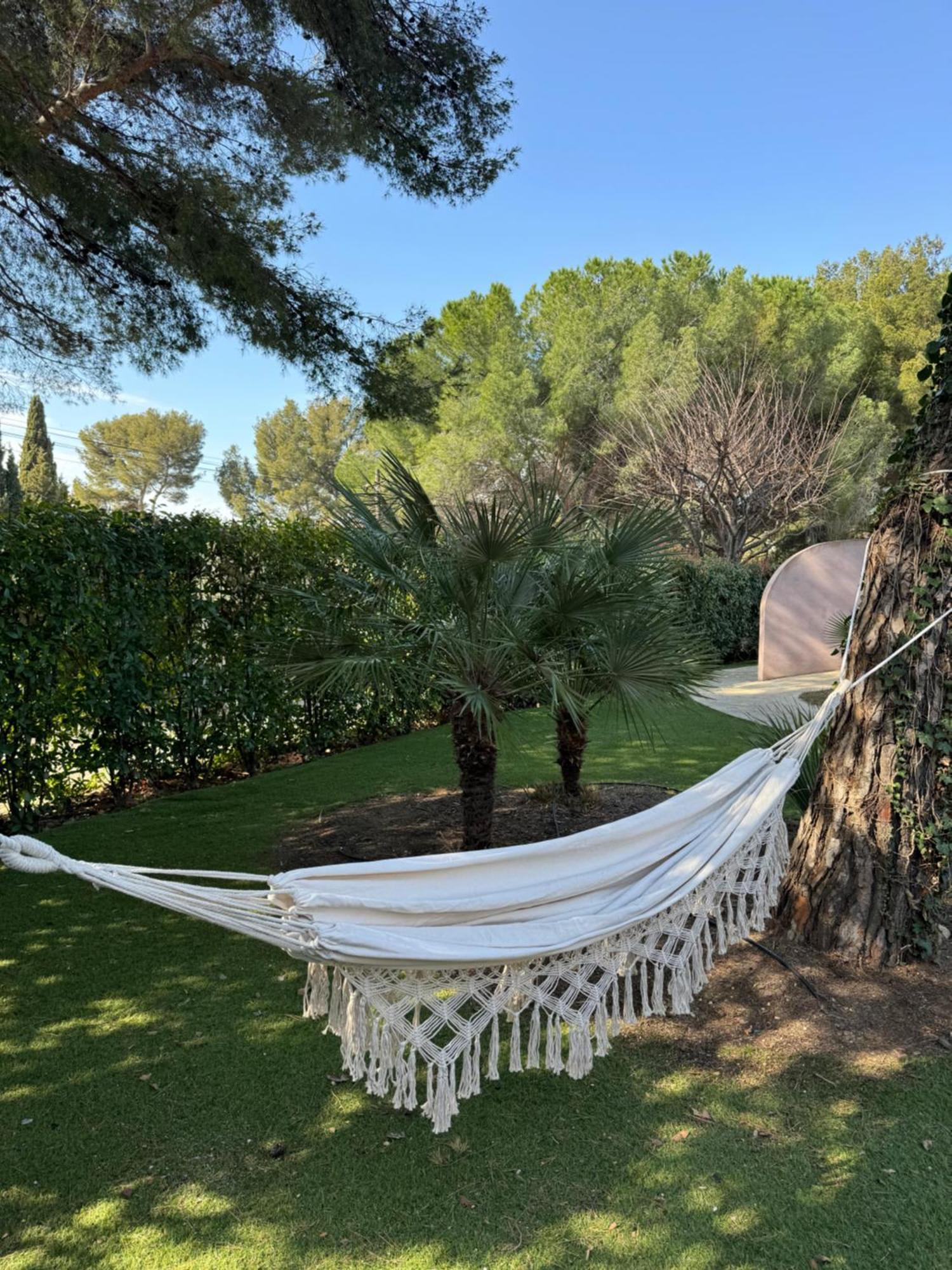 Les Jardins De Cassis - Parking Gratuit & Piscine Chauffee Hotel Exterior photo